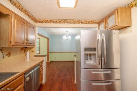 4851 Woodridge Drive Youngstown OH 44515