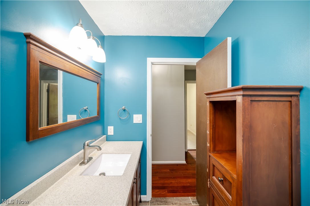 4851 Woodridge Drive Youngstown OH 44515