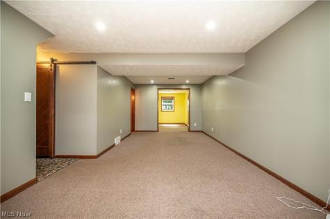 4851 Woodridge Drive Youngstown OH 44515