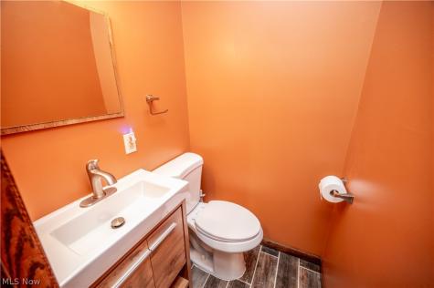 4851 Woodridge Drive Youngstown OH 44515