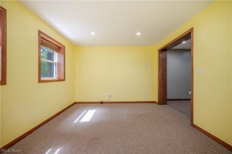 4851 Woodridge Drive Youngstown OH 44515