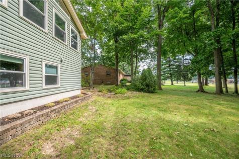 4851 Woodridge Drive Youngstown OH 44515