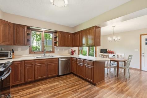7165 Northview Drive Wadsworth OH 44281