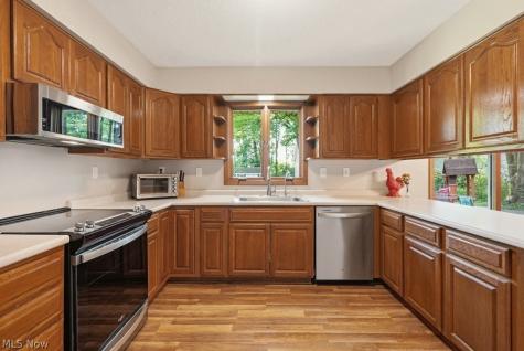 7165 Northview Drive Wadsworth OH 44281