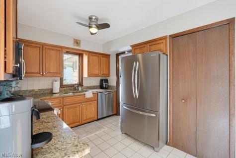 4963 Millwood Drive Broadview Heights OH 44147