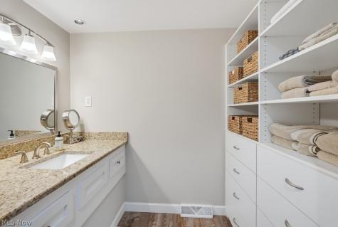 4963 Millwood Drive Broadview Heights OH 44147