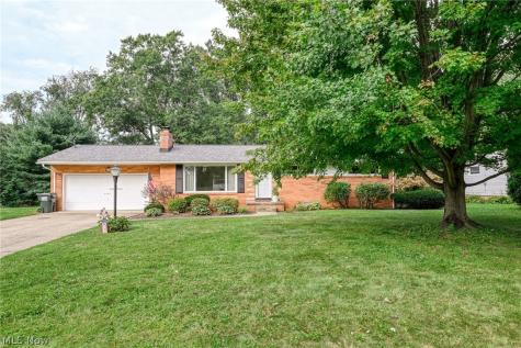 5665 Echodell Avenue NW North Canton OH 44720