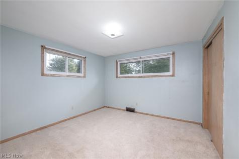 5665 Echodell Avenue NW North Canton OH 44720