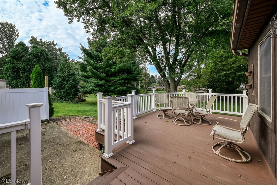 5665 Echodell Avenue NW North Canton OH 44720