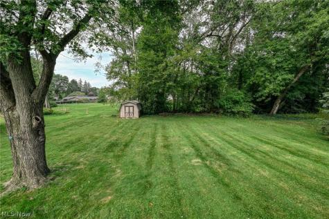 5665 Echodell Avenue NW North Canton OH 44720