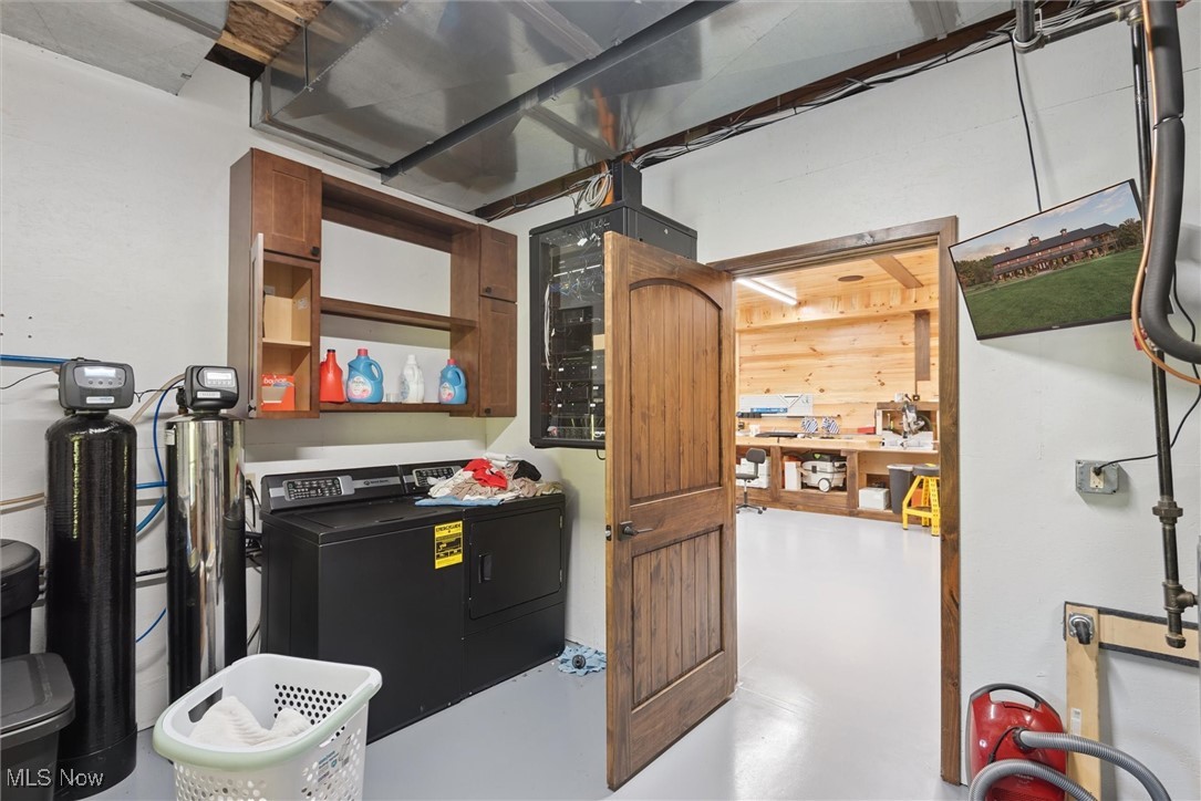 290 Townline Road Aurora OH 44202