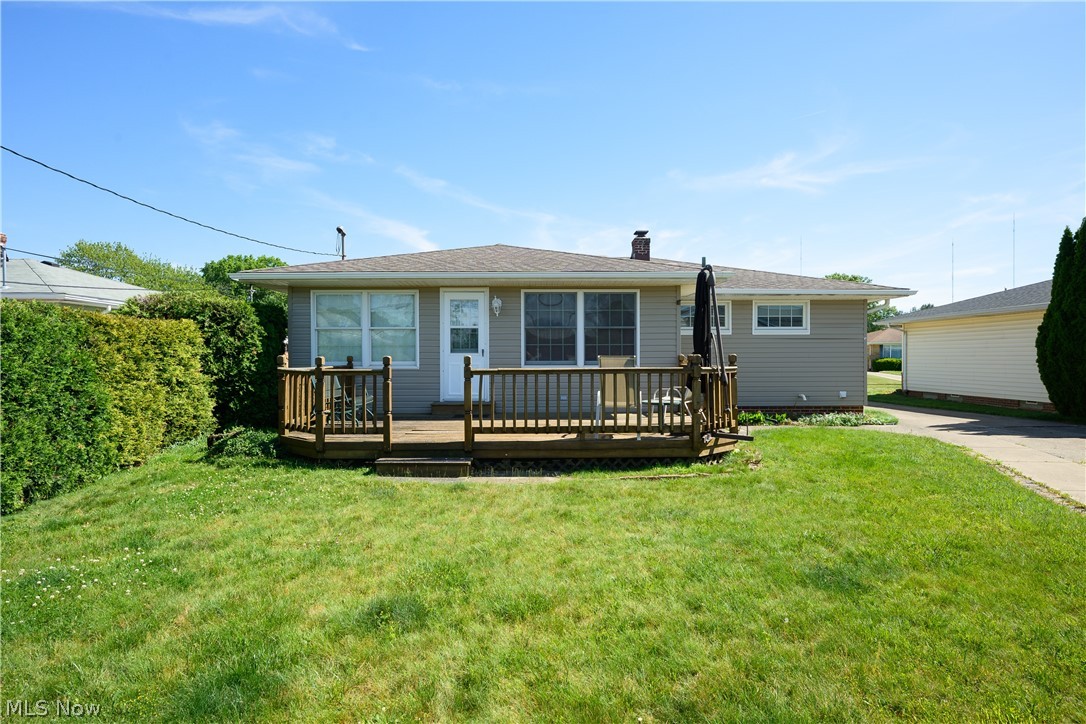 651 E Parkleigh Drive Seven Hills OH 44131