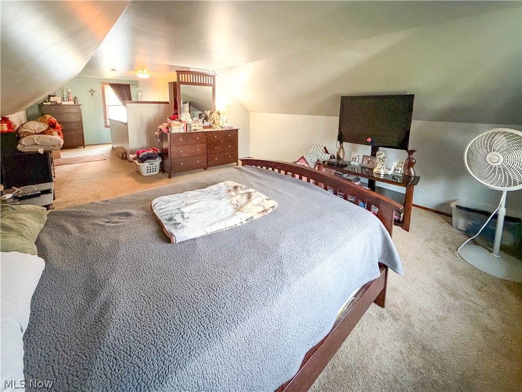 426 Joan Avenue Girard OH 44420