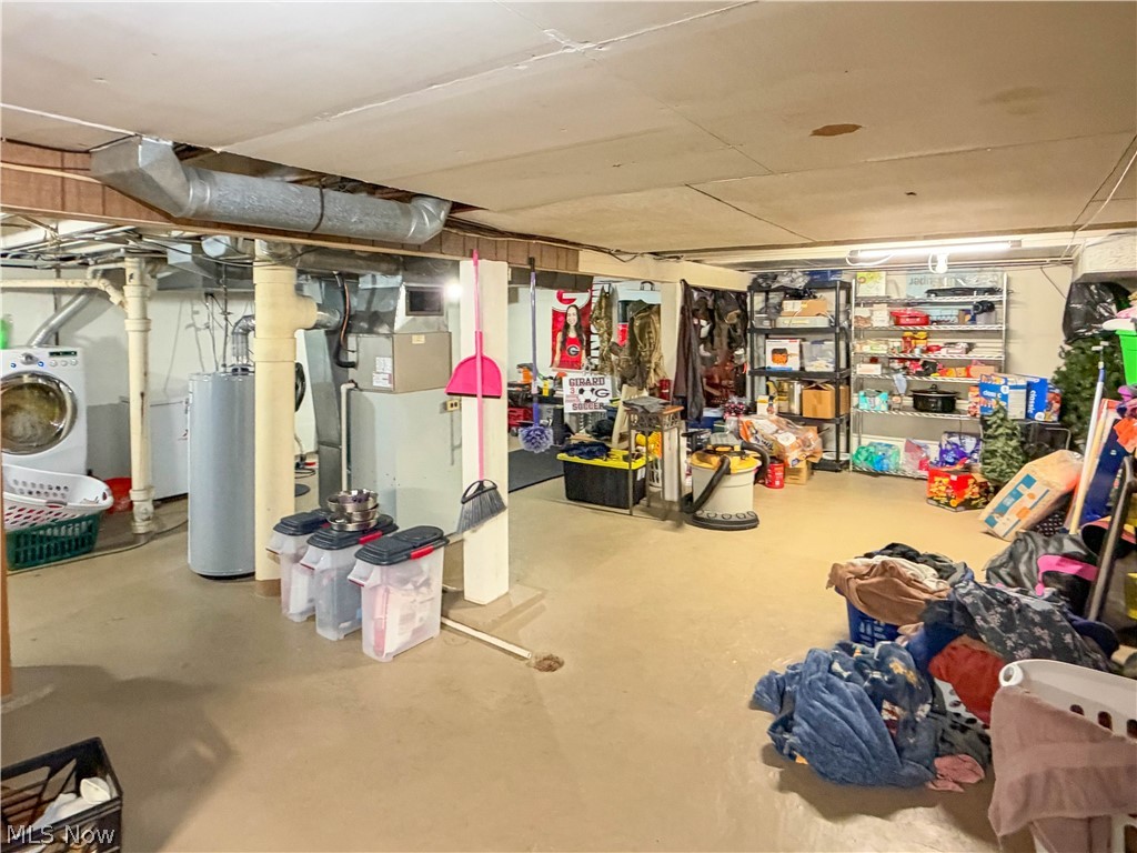 426 Joan Avenue Girard OH 44420