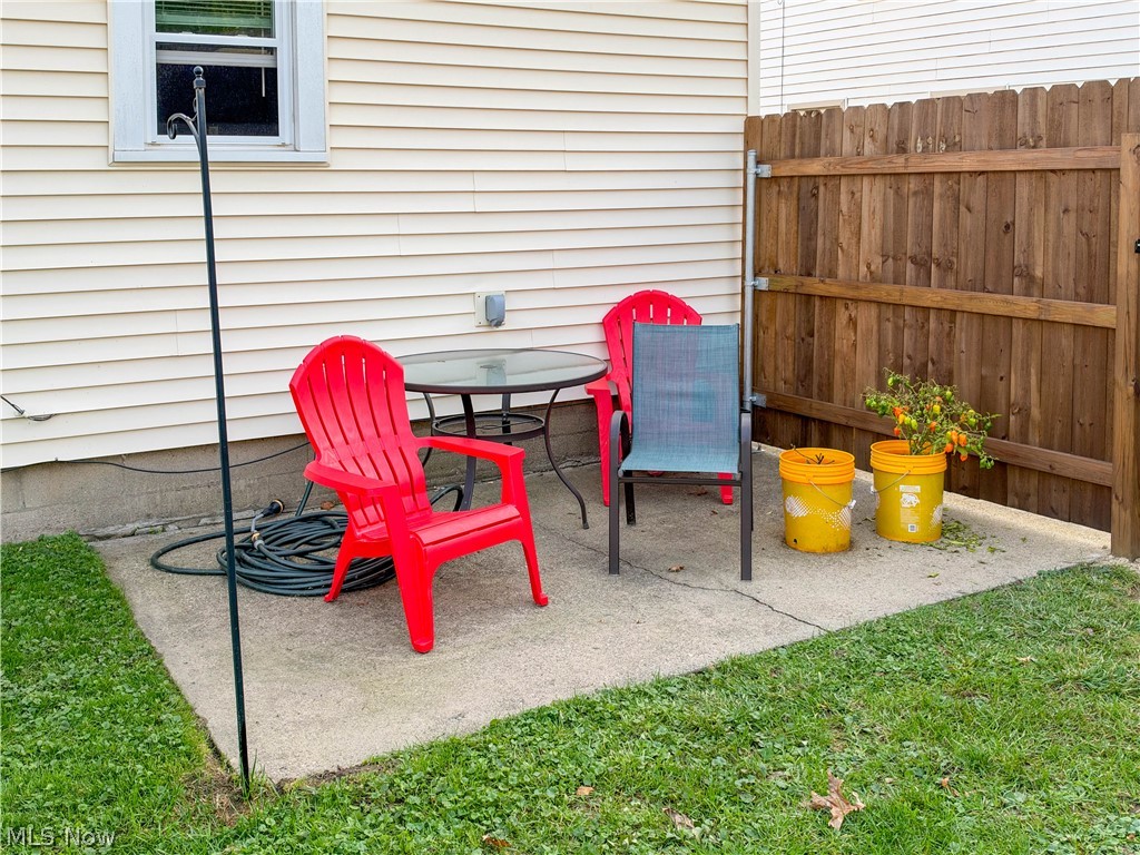 426 Joan Avenue Girard OH 44420