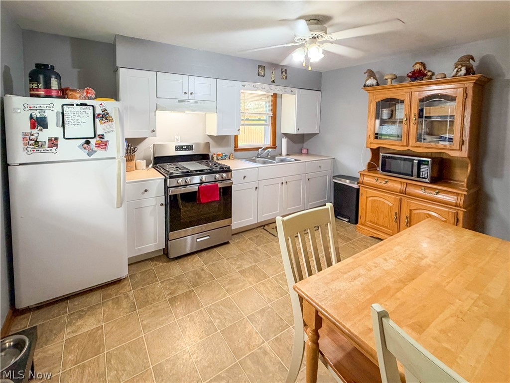 426 Joan Avenue Girard OH 44420