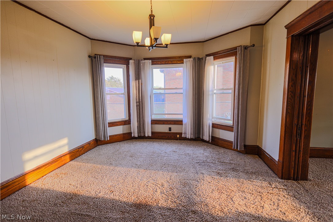 1118 N Chapel Street Louisville OH 44641