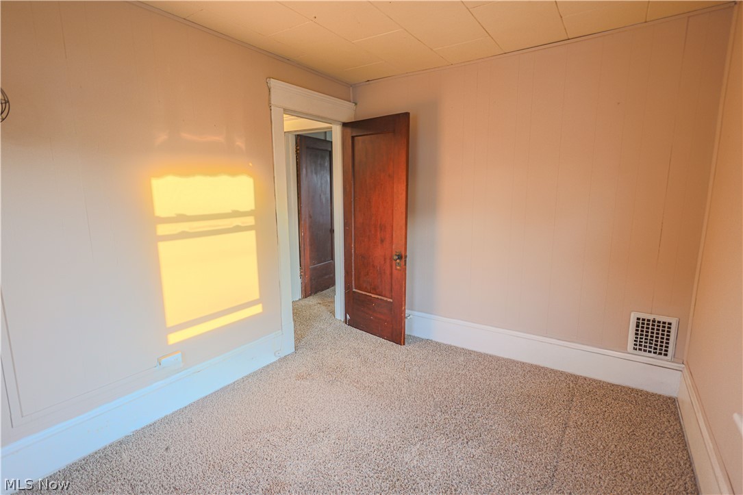 1118 N Chapel Street Louisville OH 44641
