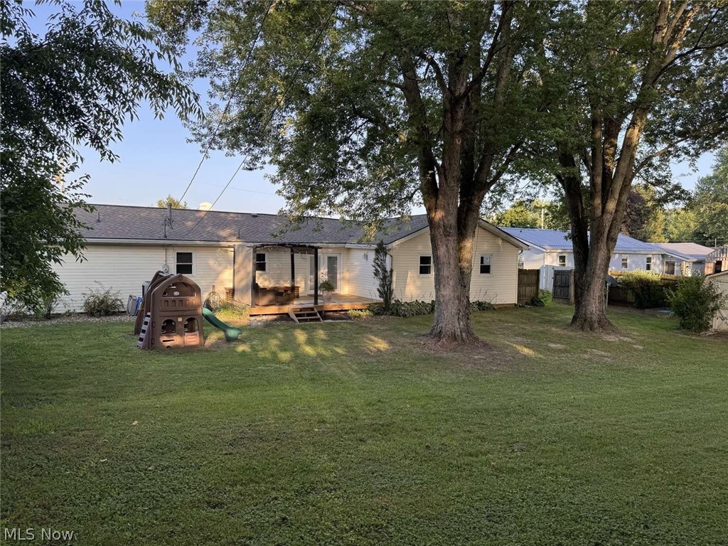 89 Beard Street Frazeysburg OH 43822