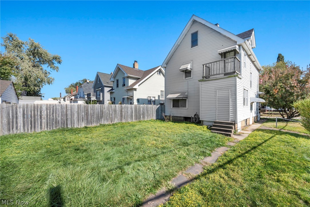 3900 E 42nd Street Newburgh Heights OH 44105