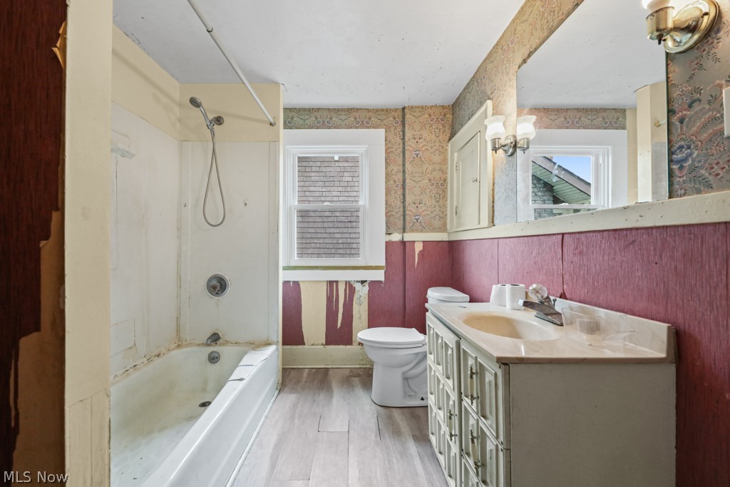247 W Summit Street Alliance OH 44601