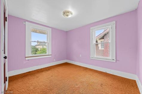 247 W Summit Street Alliance OH 44601