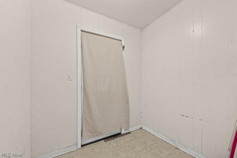 247 W Summit Street Alliance OH 44601