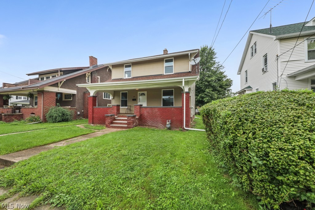 247 W Summit Street Alliance OH 44601