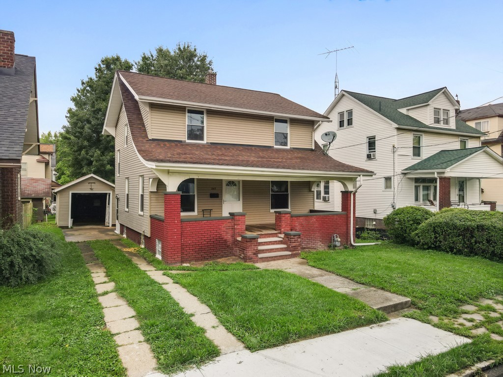 247 W Summit Street Alliance OH 44601