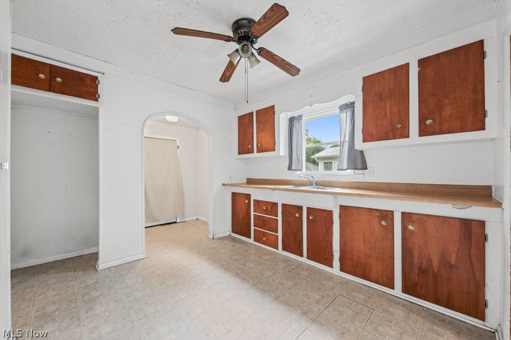 247 W Summit Street Alliance OH 44601