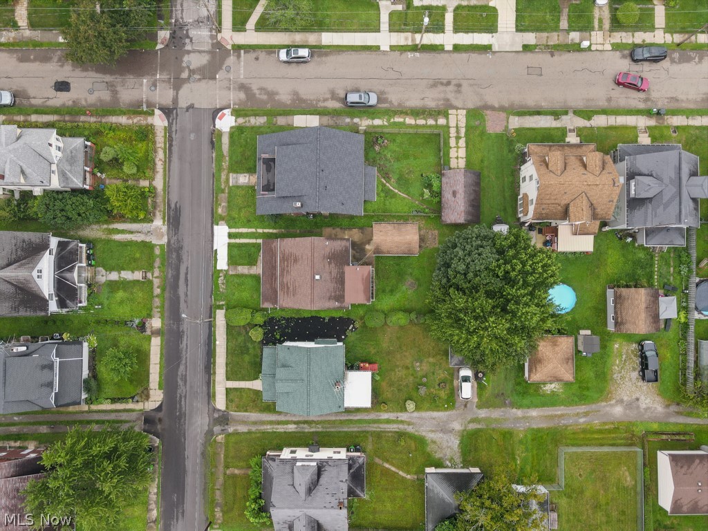 247 W Summit Street Alliance OH 44601