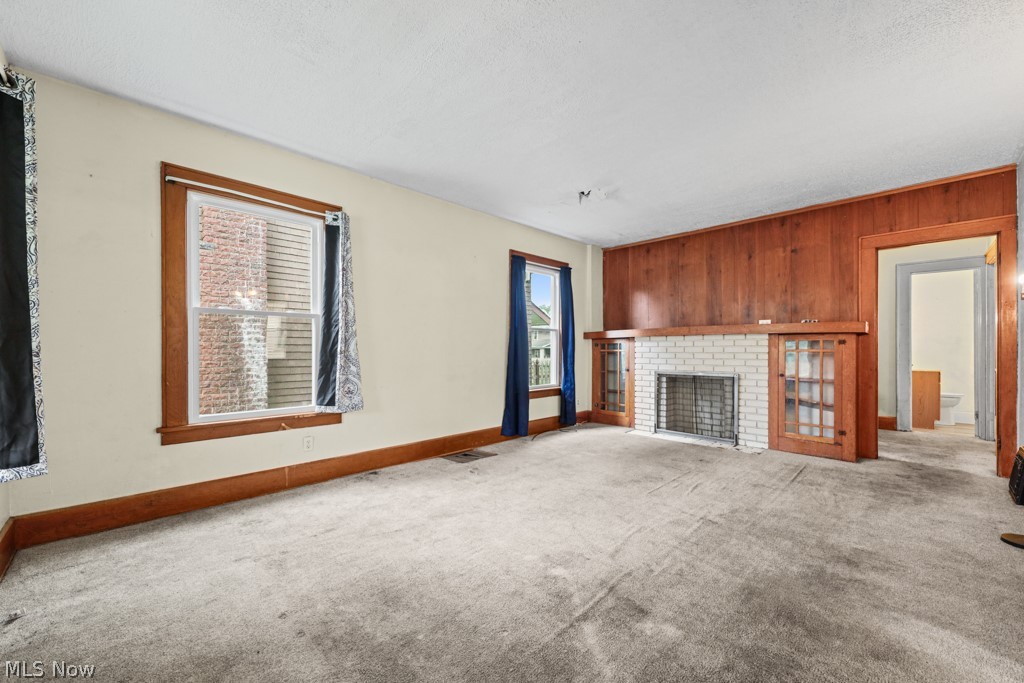 247 W Summit Street Alliance OH 44601