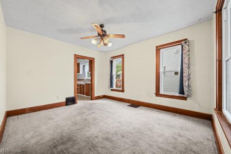 247 W Summit Street Alliance OH 44601