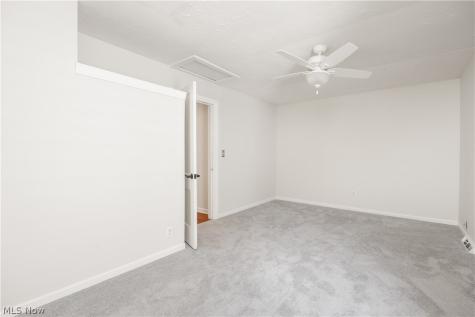 221 Ohio Avenue Wadsworth OH 44281
