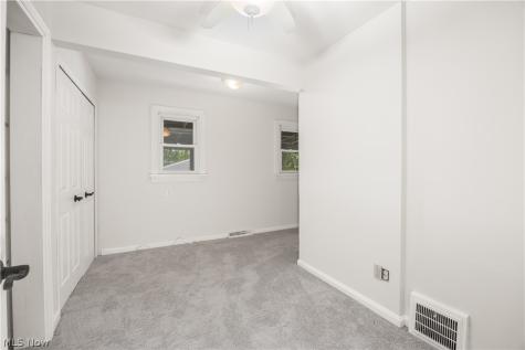 221 Ohio Avenue Wadsworth OH 44281
