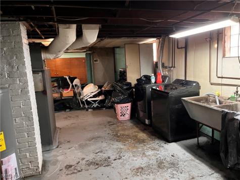 4115 E 56th Street Cleveland OH 44105