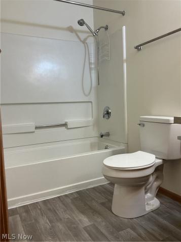 2832 Benford Lane Youngstown OH 44505