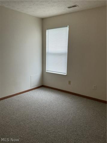 2832 Benford Lane Youngstown OH 44505