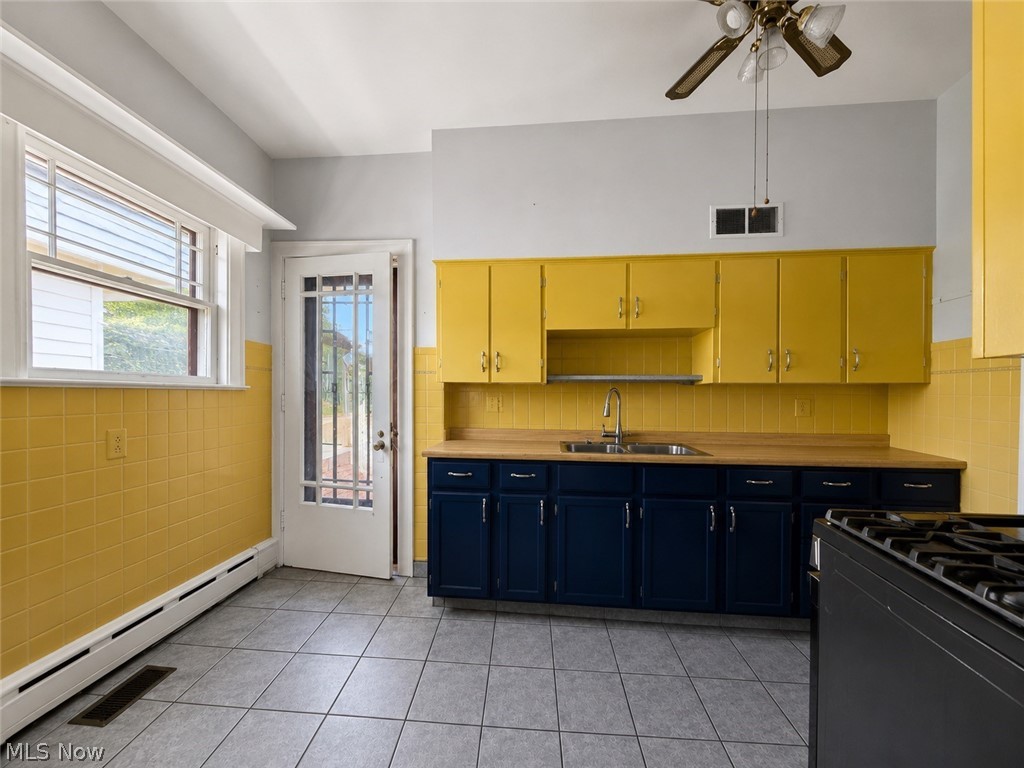 578 SE Oak Knoll Avenue SE Warren OH 44483