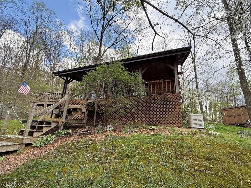 17365 Deerhorn Road Tippecanoe OH 44699
