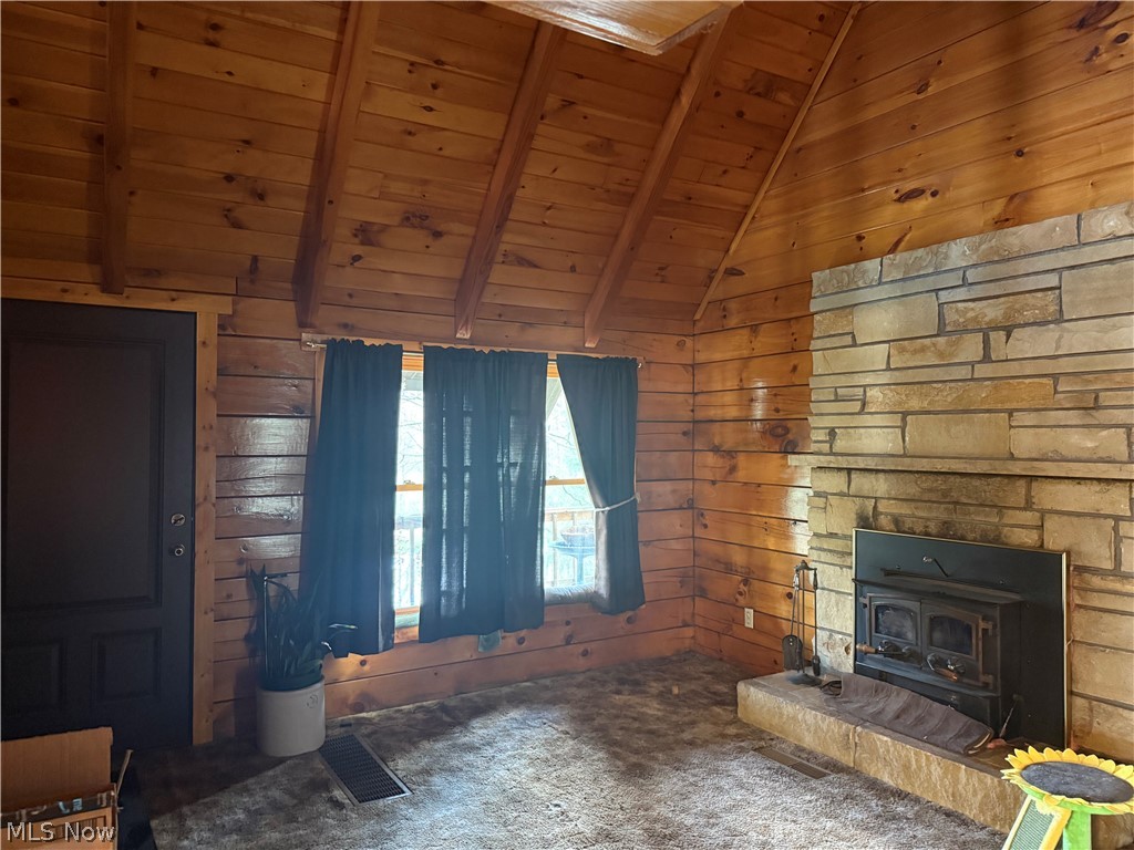 17365 Deerhorn Road Tippecanoe OH 44699