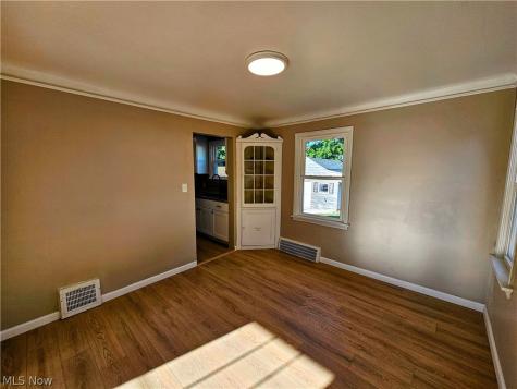 5221 E 119th Street Garfield Heights OH 44125