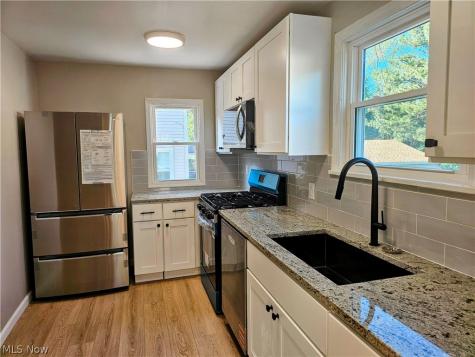 5221 E 119th Street Garfield Heights OH 44125