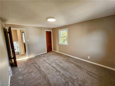 5221 E 119th Street Garfield Heights OH 44125