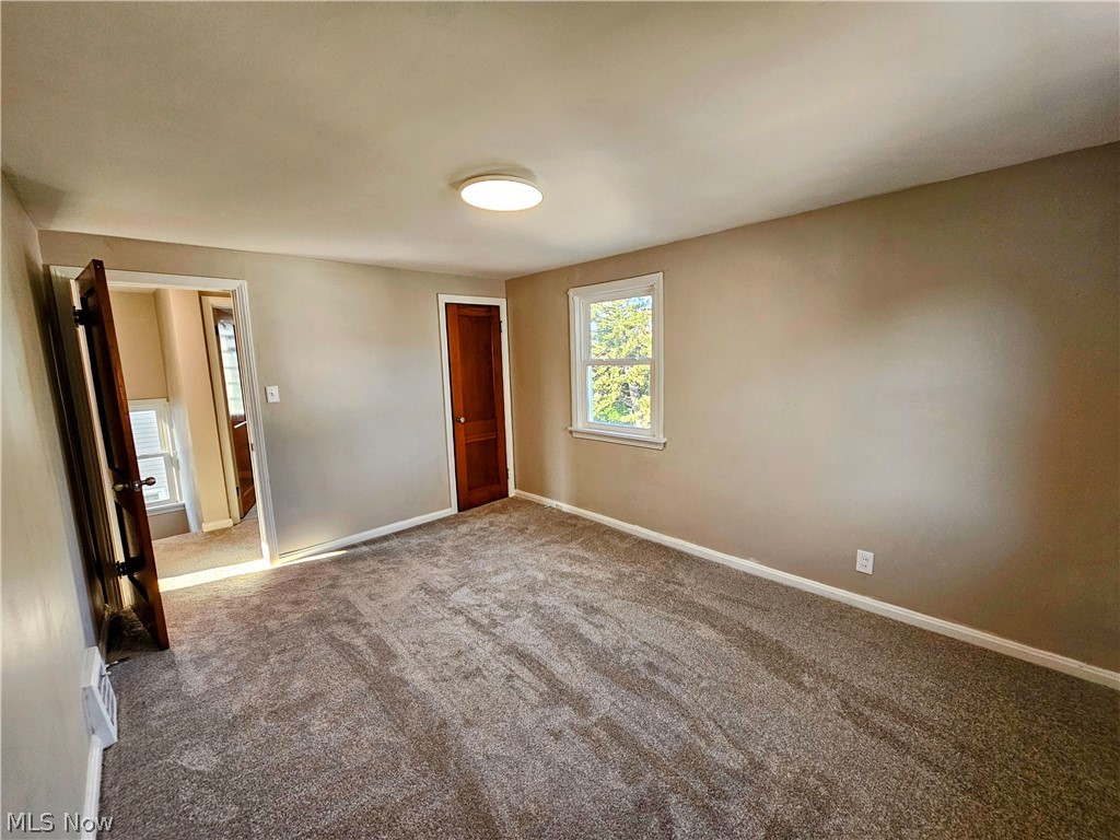 5221 E 119th Street Garfield Heights OH 44125