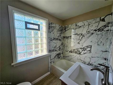 5221 E 119th Street Garfield Heights OH 44125