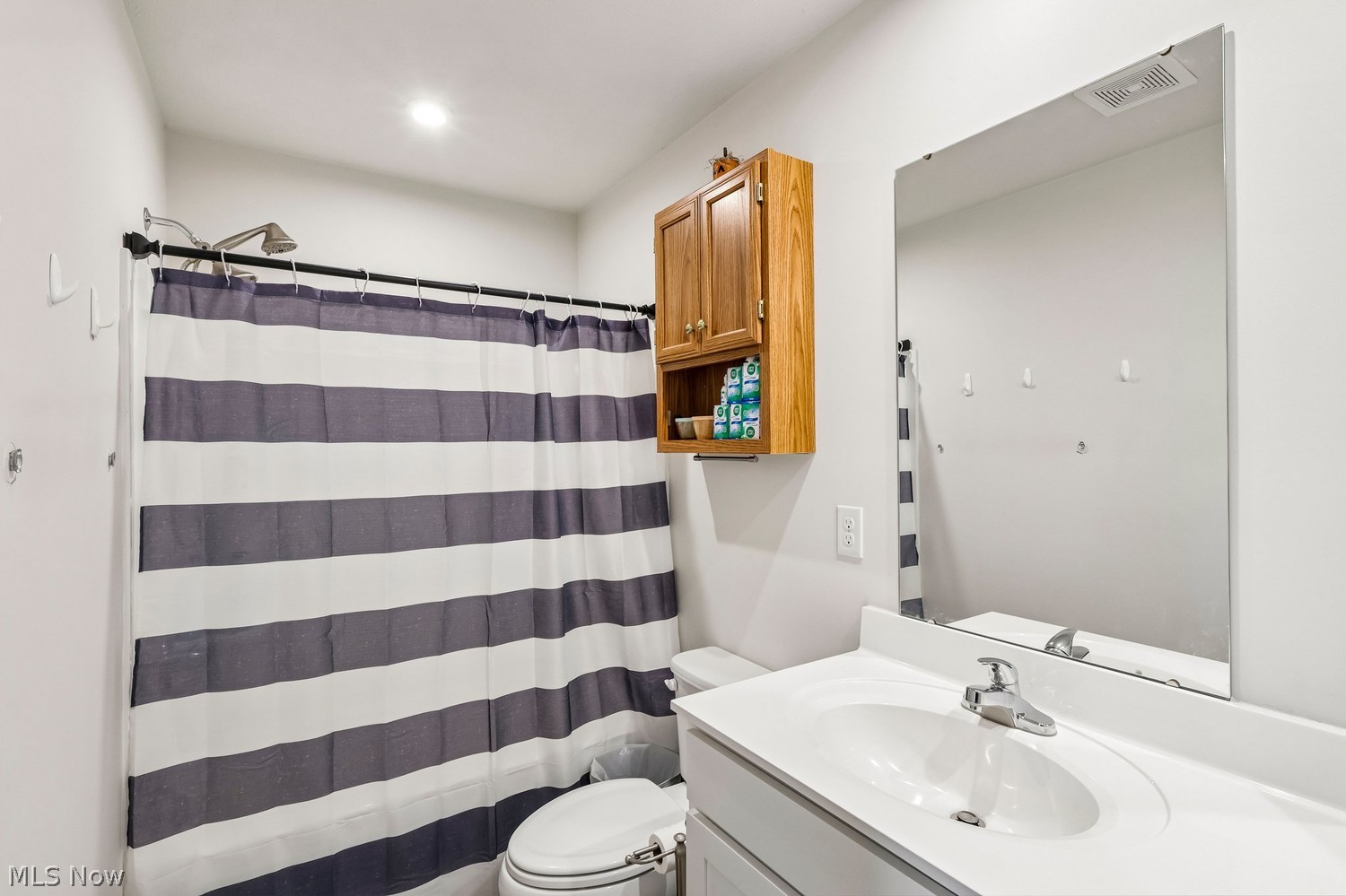 3509 Yellow Creek Avenue NW Massillon OH 44647