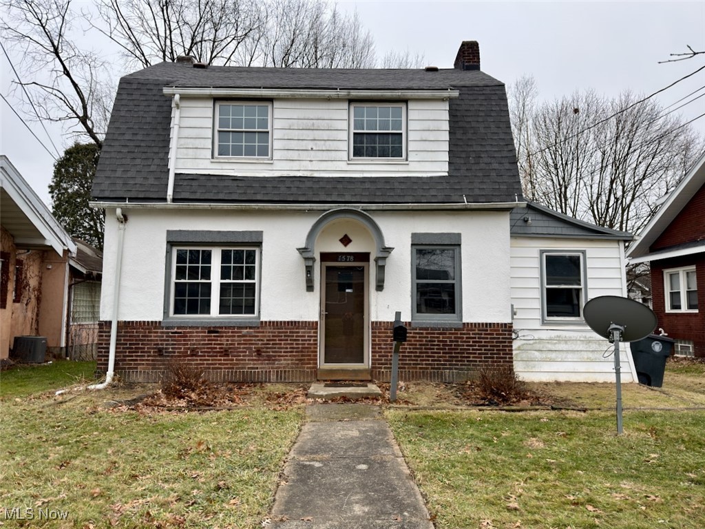 1578 Pilgrim Street Akron OH 44305
