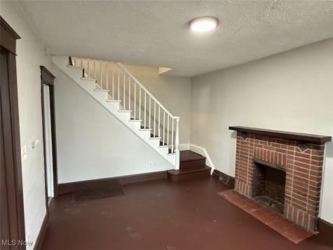 1578 Pilgrim Street Akron OH 44305