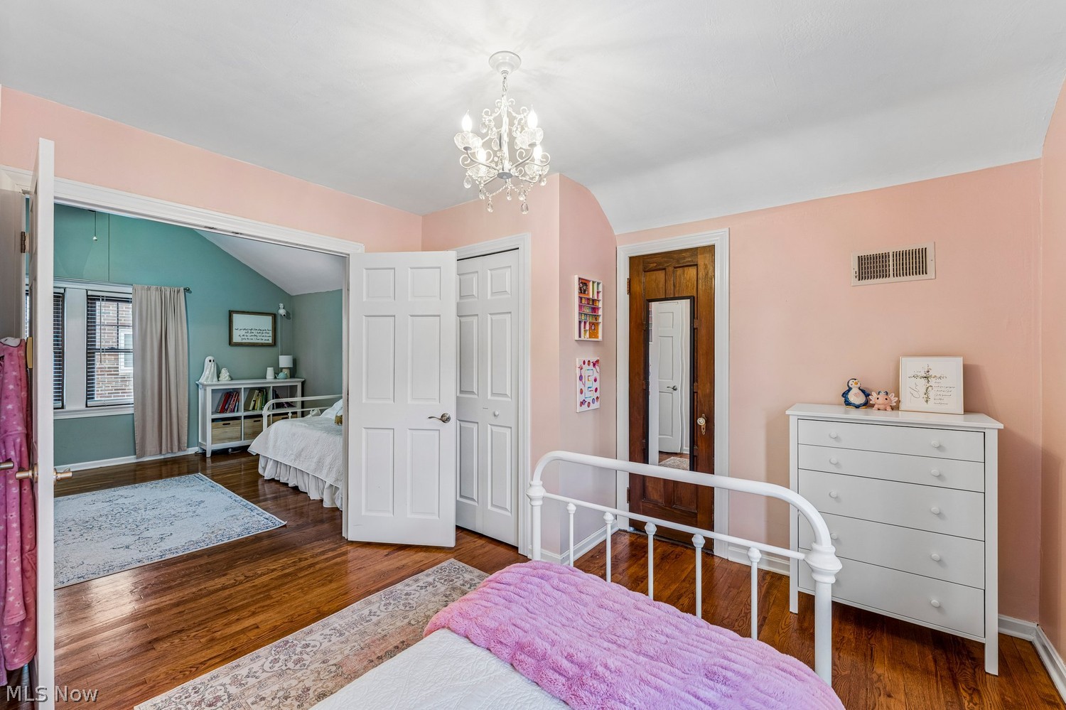 3439 Doris Road Cleveland OH 44111